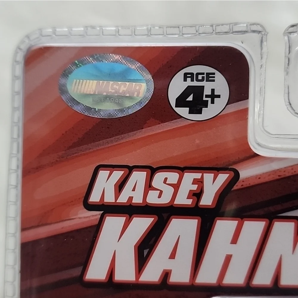 Kasey Kahne #9 NASCAR 1:64 Scale Stock Car Die-Cast Car 2007